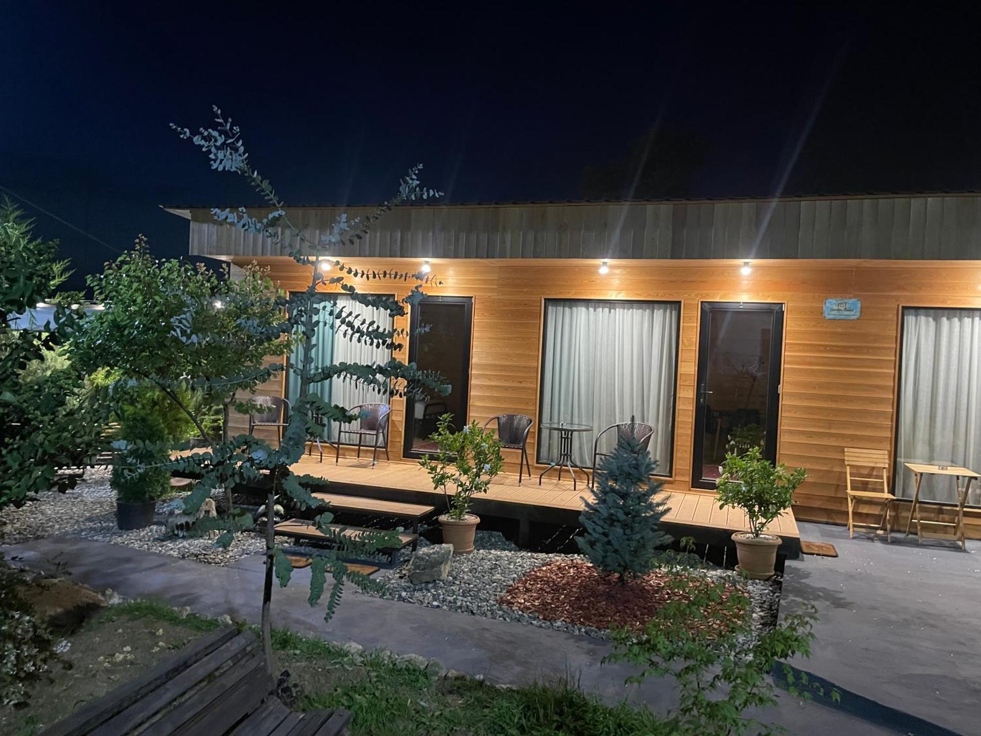 Garden Rooms In Kutaisi Bagian luar foto